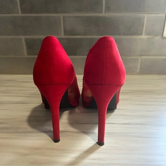 Le Château Red Suede Platform Heels Size 38 (US 7.5) - Picture 4 of 7